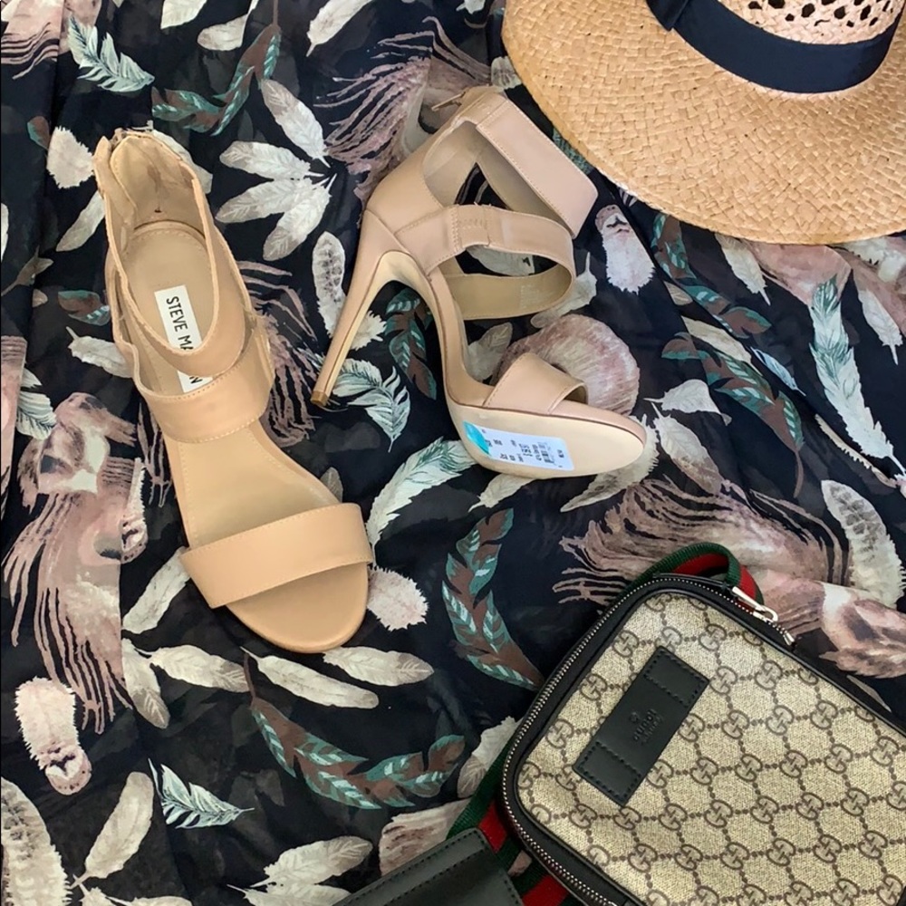 Steve Madden Nude Heels